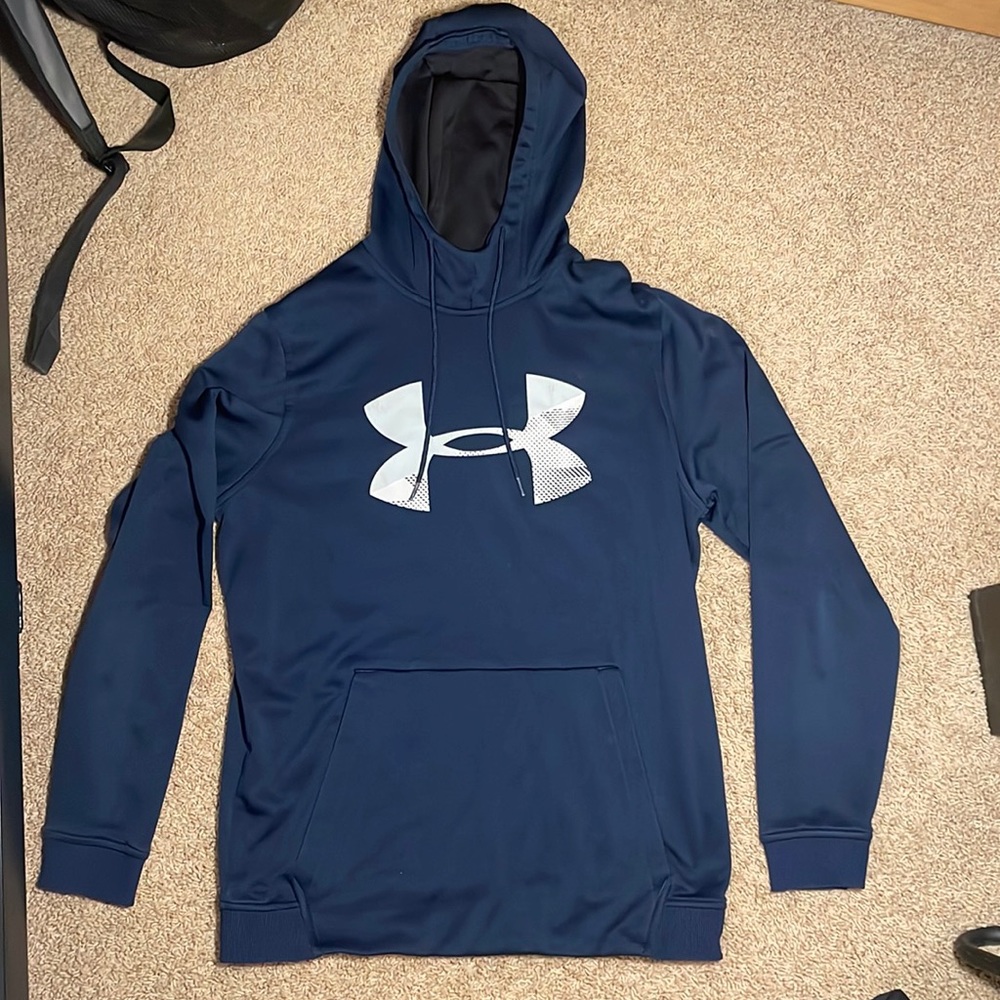 Under Armour Navy Sweatshirt!!